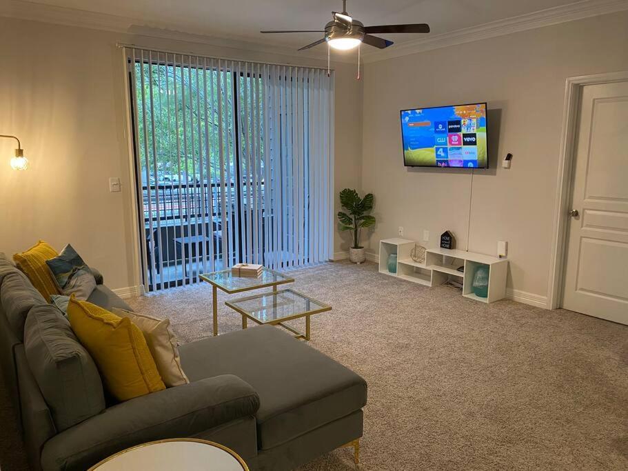 Your Warm Spacious Unit With Pool - Medical Center Houston Zewnętrze zdjęcie