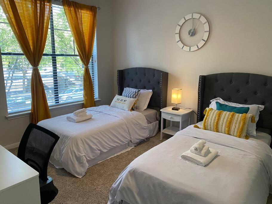 Your Warm Spacious Unit With Pool - Medical Center Houston Zewnętrze zdjęcie